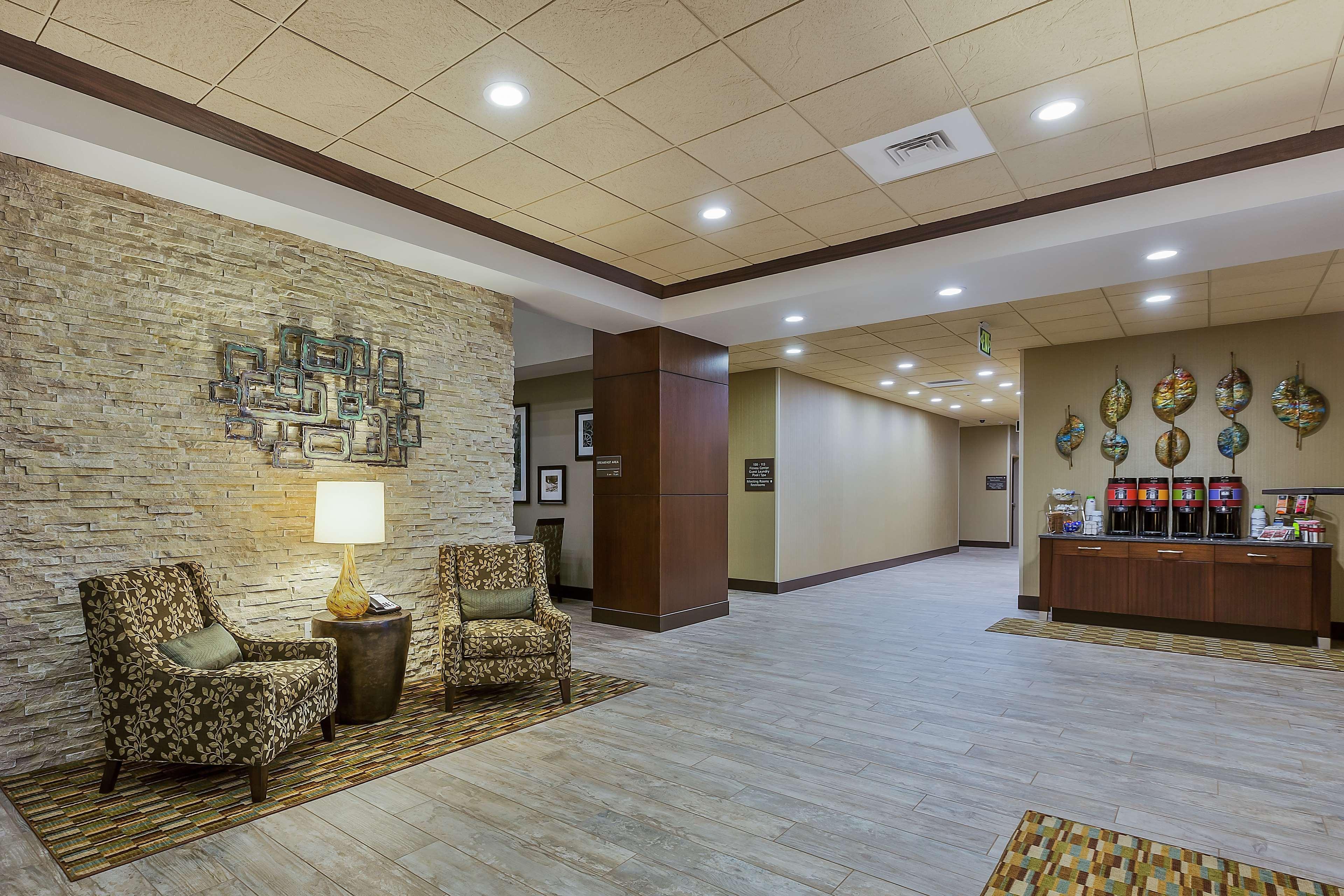 Hampton Inn & Suites Bend Buitenkant foto