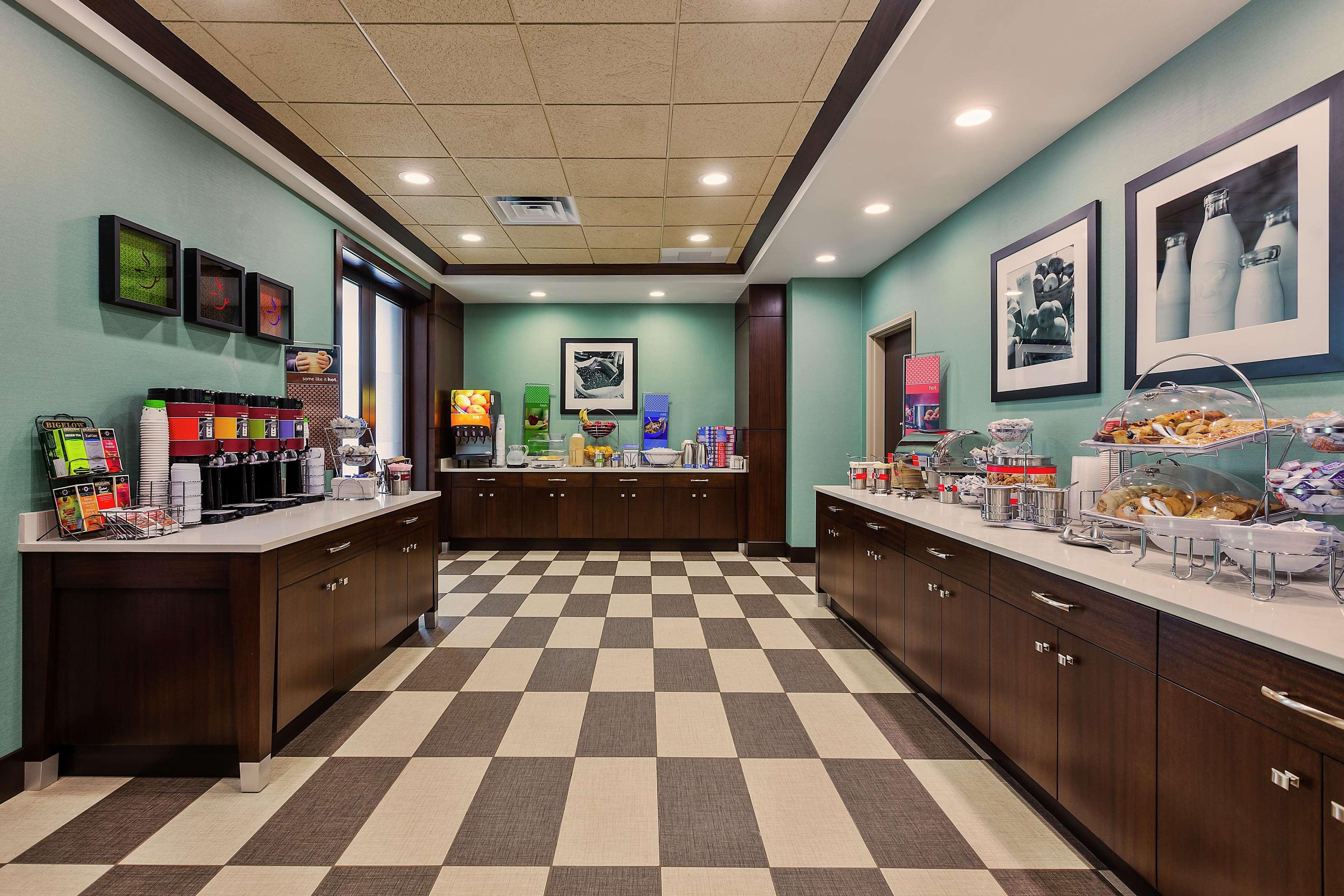 Hampton Inn & Suites Bend Buitenkant foto