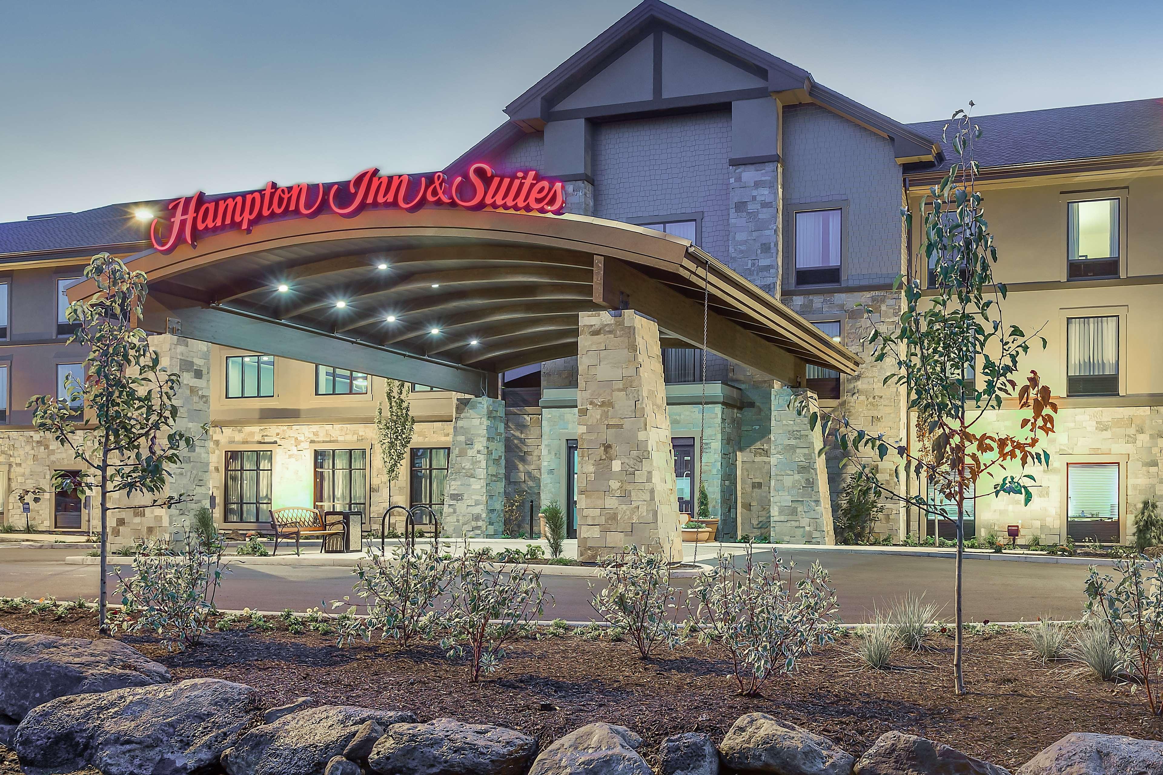 Hampton Inn & Suites Bend Buitenkant foto