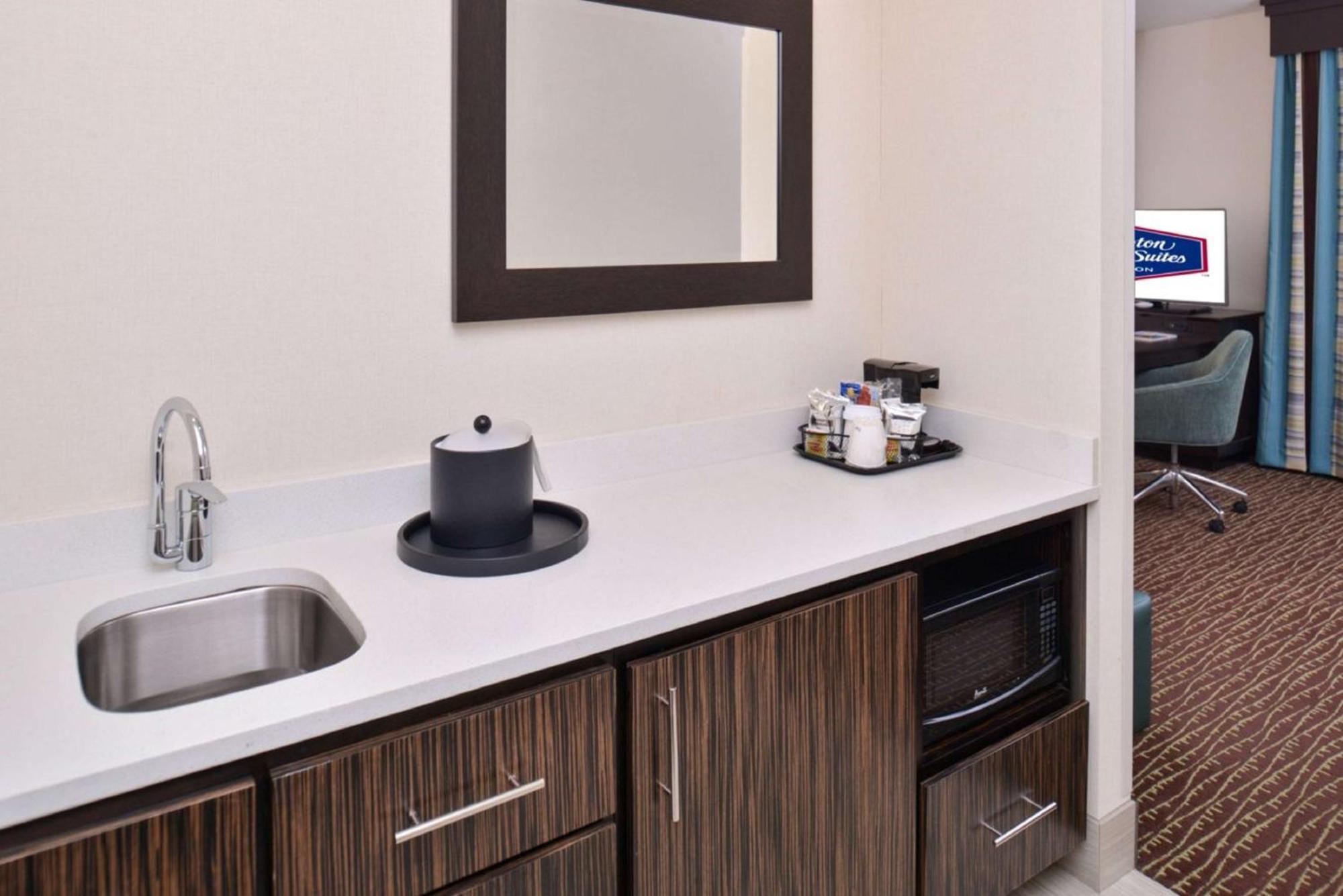 Hampton Inn & Suites Bend Buitenkant foto